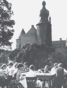 Junges Gemüse angebohrt Junges Gemüse angebohrt
